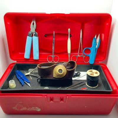 LOT 76: Vintage / Antique C.S. Osborne & Co England Sail Maker's Protector Hand Tool with Toolbox and Contents