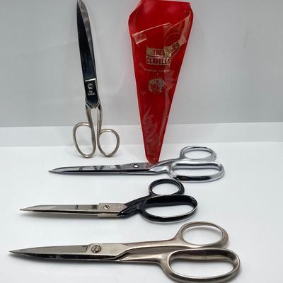 LOT 77: Large Collection of Scissors - Wise, Singer, Tres Claves and More