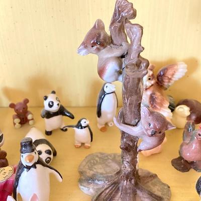 LOT 79: Large Collection of Miniature Animal Figurines