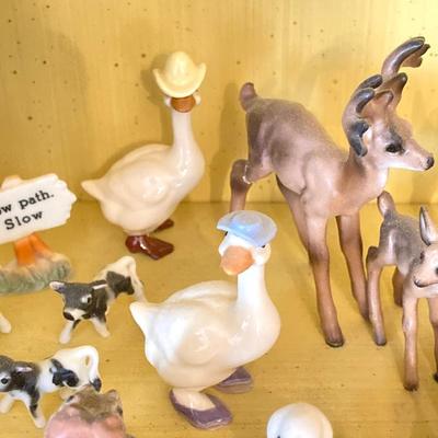 LOT 80: Miniature Animal Figurines