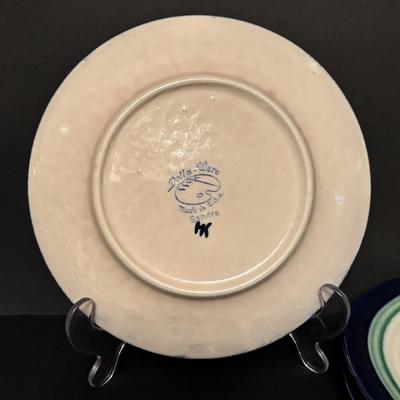 LOT 85: Vintage Stangl Pottery Cups, Saucers, Creamer & Sugar, Vintage Stangl Della-Ware Plates (5)