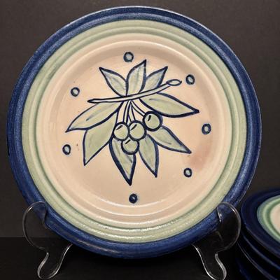 LOT 85: Vintage Stangl Pottery Cups, Saucers, Creamer & Sugar, Vintage Stangl Della-Ware Plates (5)