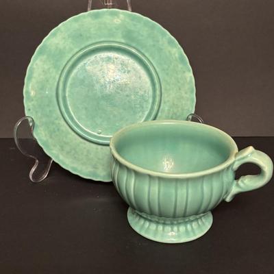 LOT 85: Vintage Stangl Pottery Cups, Saucers, Creamer & Sugar, Vintage Stangl Della-Ware Plates (5)