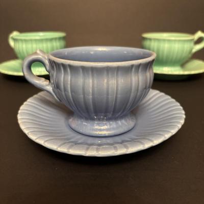 LOT 85: Vintage Stangl Pottery Cups, Saucers, Creamer & Sugar, Vintage Stangl Della-Ware Plates (5)