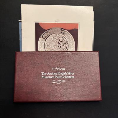 LOT 88: The Franklin Mint: Antique English Silver Miniature Plate Collection, Sterling Silver Masterpieces: Tw101.5g