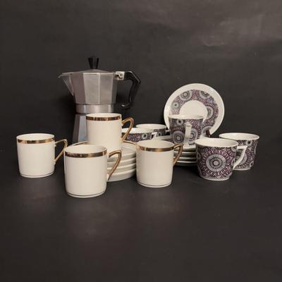 LOT 96: Vintage Primula Express Stovetop Espresso Coffee Maker & Demitasse/Espresso Cups