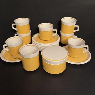 LOT 98: Mikasa Light n Lively "Happy" Dinnerware Set