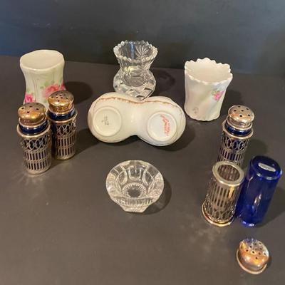 LOT 163: Beautiful Crystal, China & Cut-Glass: Cruet Set, Salt/Pepper Shakers, Toothpick Holders, Vintage Etched Glass & Lead...