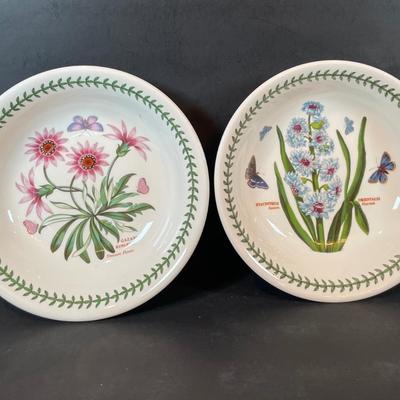 LOT 165: Portmeirion Botanic Garden Canister/Jars (4pcs) Set & Bowls (6pcs)