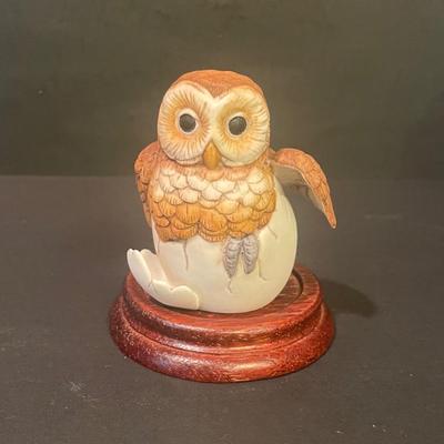 LOT 167: Andrea by Sadek "Elf Owl" & 1990 Owl Porcelain Figurines, Beatrice Potters Old Mr. Brown, Beswick England