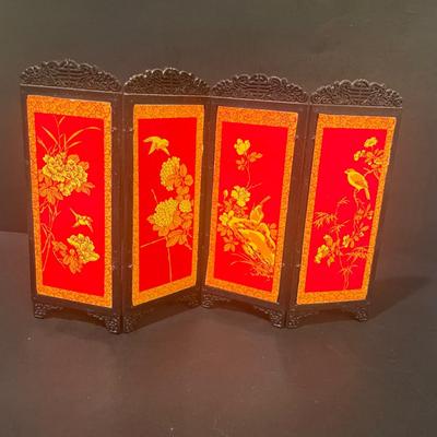 LOT 169: Asian Themed Collection: Ginger Jars, Laughing Buddha Figurine, Miniature Mah Jong Set, Miniature 4 Panel Screen & More