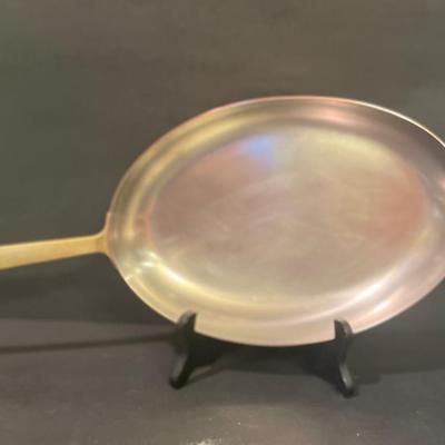 LOT 170: Medley of Copper Kitchenware Including Fry Pan, Colander, Measuring Cup Set w/Hanging Hardware, and Assorted Lobster and Fish Molds