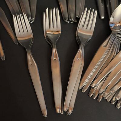 LOT 171: Stainless Flatware by Solingen Germany, 5 pc Place Setting, Service for 12