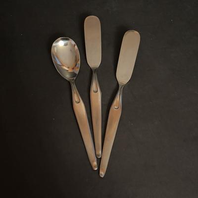 LOT 171: Stainless Flatware by Solingen Germany, 5 pc Place Setting, Service for 12