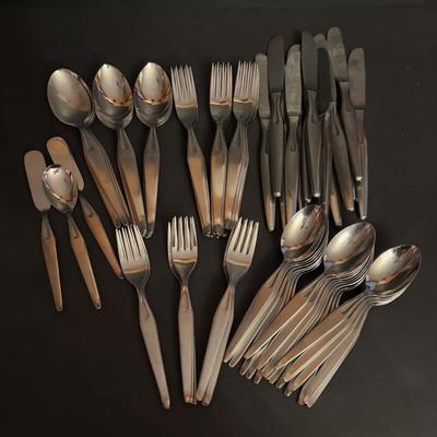 LOT 171: Stainless Flatware by Solingen Germany, 5 pc Place Setting, Service for 12