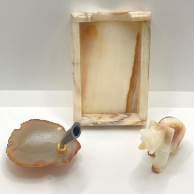 LOT 178: Vintage Desk Collection - Cross Pen / Pencil with Onyx / Stone Paper Holder, Pen Holder and Elephant Figurine