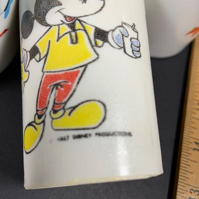 LOT:192: Large Assortment of Disney Collectables Including Glasses, Mugs, Ornaments, Toys and More