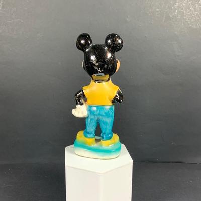 LOT:192: Large Assortment of Disney Collectables Including Glasses, Mugs, Ornaments, Toys and More