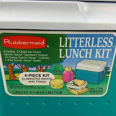 LOT:194: Set of 3 Unused Rubbermate 4-Piece "Litterless" Lunch Kits, Vintage Aladdin Lunch Box and 2 Stay Fresh Sandwich...