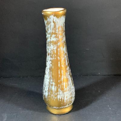 LOT:197: Stangl Humpty Dumpty Children's Plate, Stangle Gold-tone Elephant and Bud-vase, Silverplated Picture Frames and More