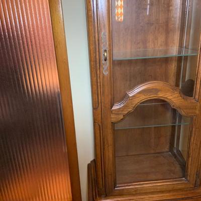 LOT:199: Wood and Glass Curio Cabinet