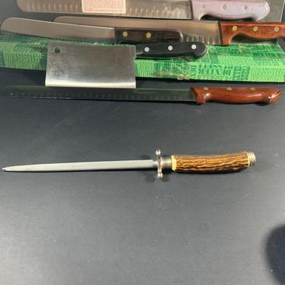 LOT:202: Assortment of Knives, Cleaver, and Carving Tools Featuring Connoisseur Slicer Knives, Remington Cleaver and More
