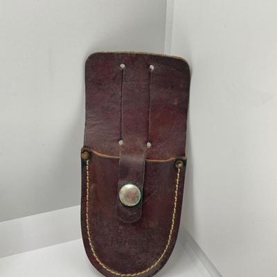 LOT 248: Large Collection of Leather Knife Sheaths - Sportmate, Kershaw and More