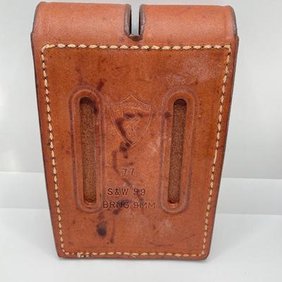 LOT 248: Large Collection of Leather Knife Sheaths - Sportmate, Kershaw and More