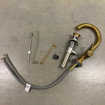 Newport Brass Single Hole Lavatory Faucet (1018CL-BM)