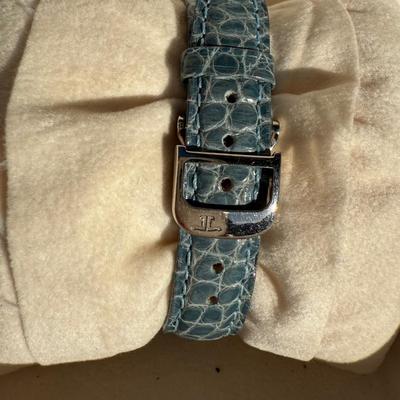 Jaeger-LeCoultre Reverso 18k White Gold Blue Crocodile Band Black Dial Face