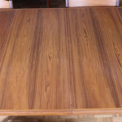 Mid-century Danish Dining Table with (2) Leaves and (6) Chairs