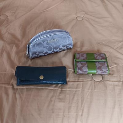 COACH WALLET AND ZIPPERED BAG ALSO A PAIR OF SUNGLASSES