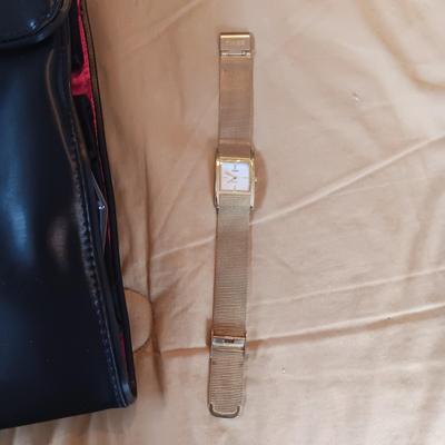 TRAVEL ORGANIZER, LIZ CLAIBORNE SUNGLASSES, TIMEX WATCH, UMBRELLA & OAKLEY CASE