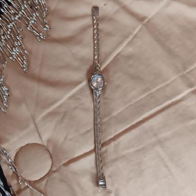 BEADS AND SEQUINS SCARF, 2 WATCHES AND SMALL ZIPPERED BAG