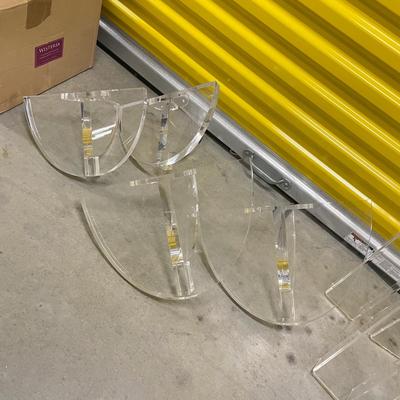 14 Acrylic Shelves (1018B-SS)