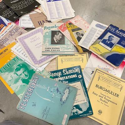 Old Time Music with Broadway and Film Scores (1018CR-SS)