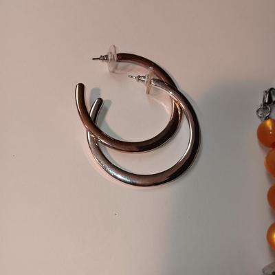COLORFUL FASHION JEWELRY
