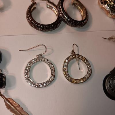 FASHION JEWELRY