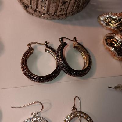 FASHION JEWELRY