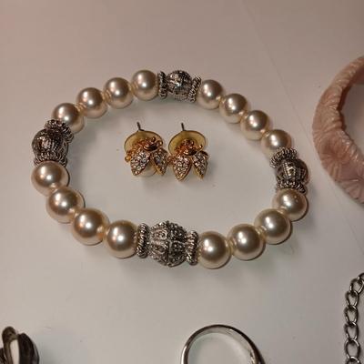PRETTY IN PINK JEWELRY