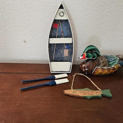 Small Nautical decor - Wooden duck - Rowboat - and a fish