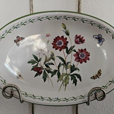 Studio Nova Garden Bloom Plates with plate hanger