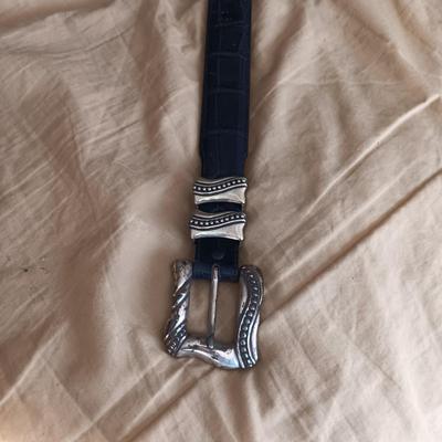 4 LADIES LEATHER BELTS SIZE MEDIUM