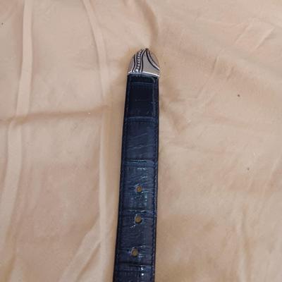 4 LADIES LEATHER BELTS SIZE MEDIUM
