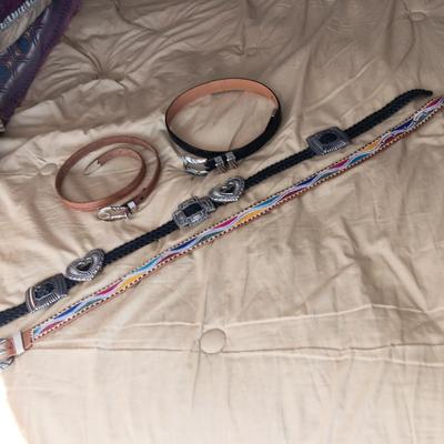 4 LADIES LEATHER BELTS SIZE MEDIUM