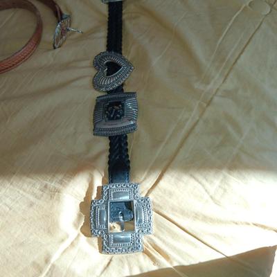 4 LADIES LEATHER BELTS SIZE MEDIUM