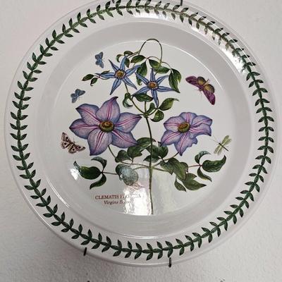 Four Decorative floral plates