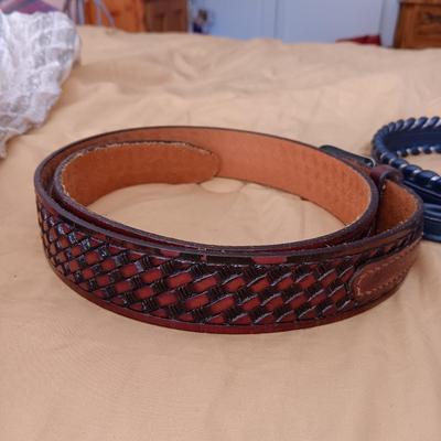 LADIES LEATHER BELTS (MED-LARGE), SCARF AND 2 CLOTH WALLETS