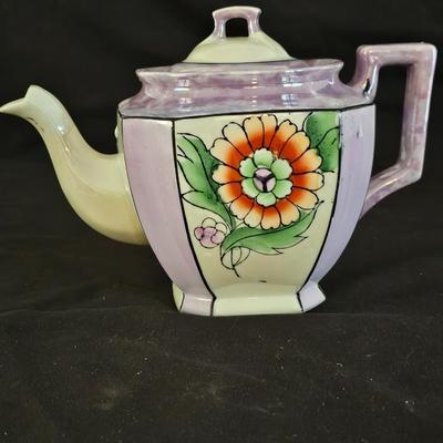 Vintage lusterware tea pot set marked Japan on base