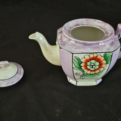 Vintage lusterware tea pot set marked Japan on base